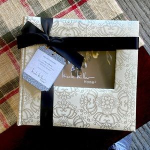 Nicole Miller Home Set of 2 Albums - Silver/Pewter